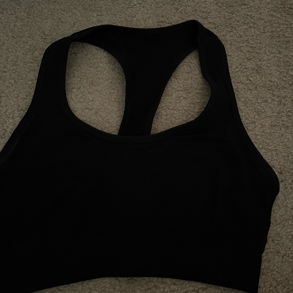 Sports bra